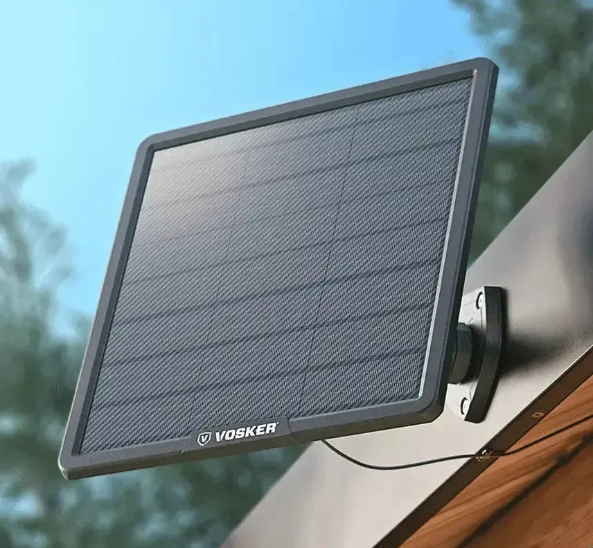 Vosker solar power bank installed outdoors with sunlight hitting the panel